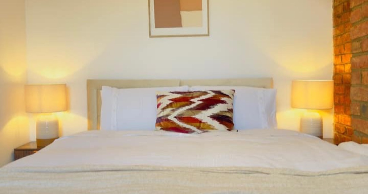 Dining area in 3 bed Banbury house