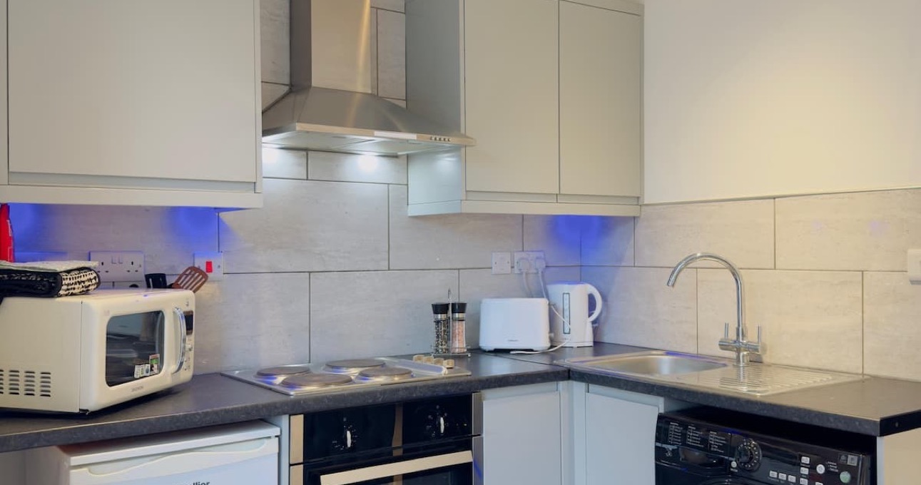 Kitchen in The Suite Studio